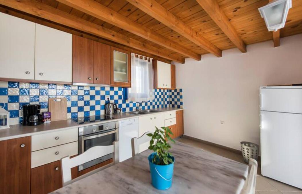 Santorini Traditional Suites Vóthon エクステリア 写真