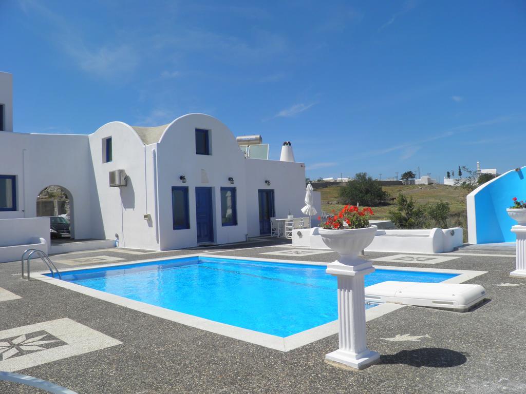 Santorini Traditional Suites Vóthon エクステリア 写真