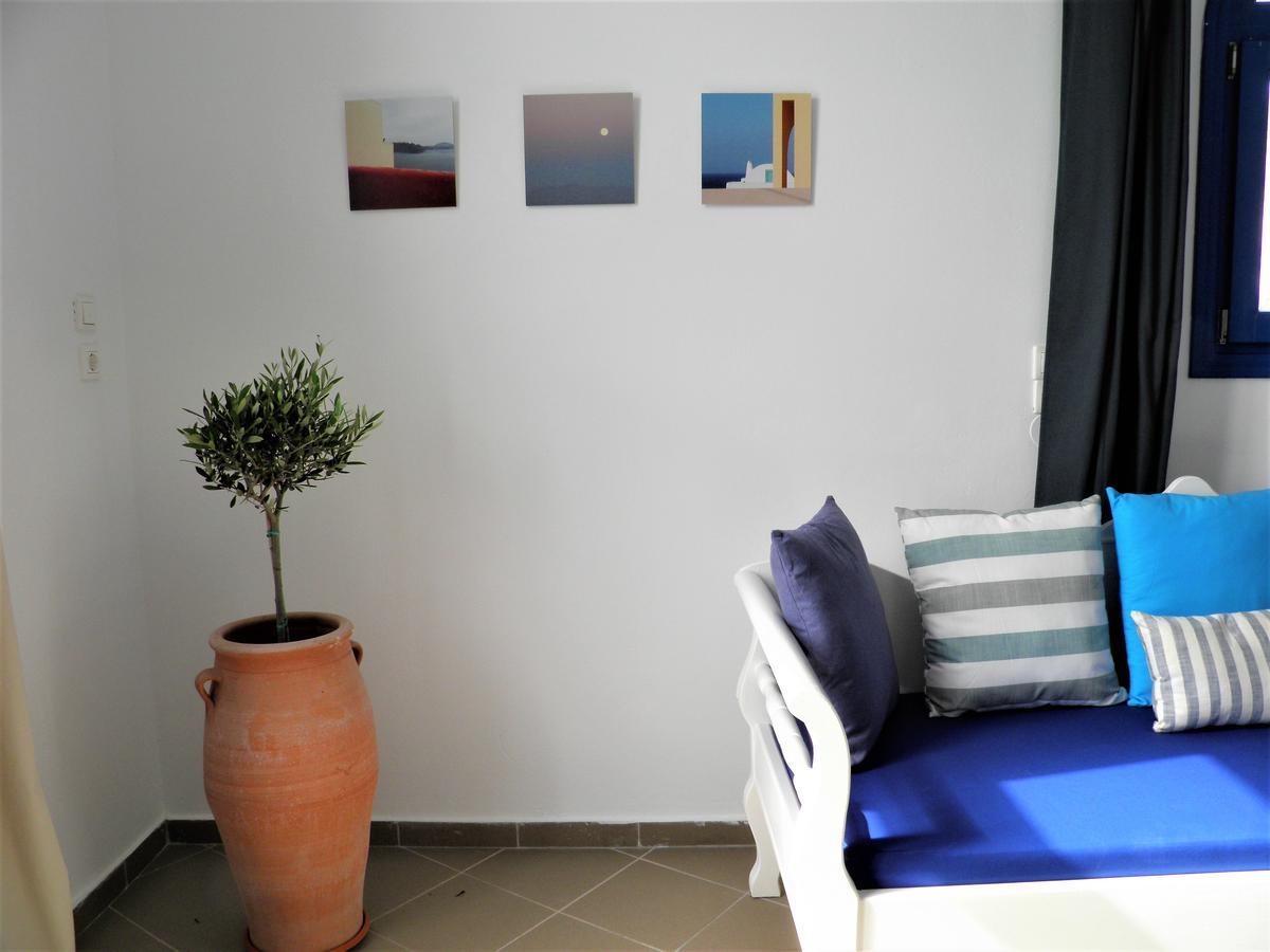 Santorini Traditional Suites Vóthon エクステリア 写真