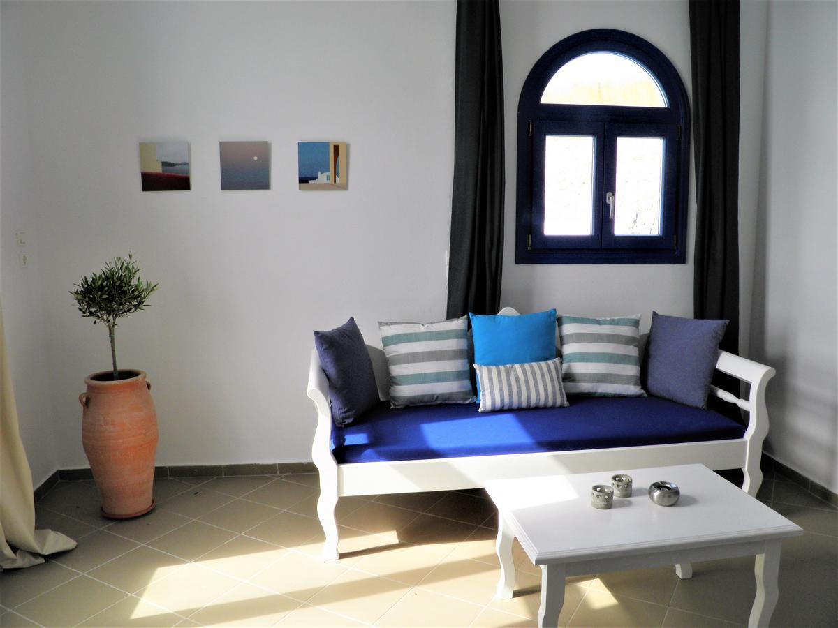 Santorini Traditional Suites Vóthon エクステリア 写真